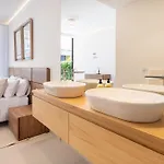 Eden Retreat Luxury 2br With Private Pool شقة
