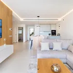 Eden Retreat Luxury 2br With Private Pool شقة فوينخيرولا