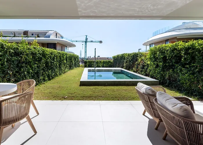 Eden Retreat Luxury 2br With Private Pool Appartement