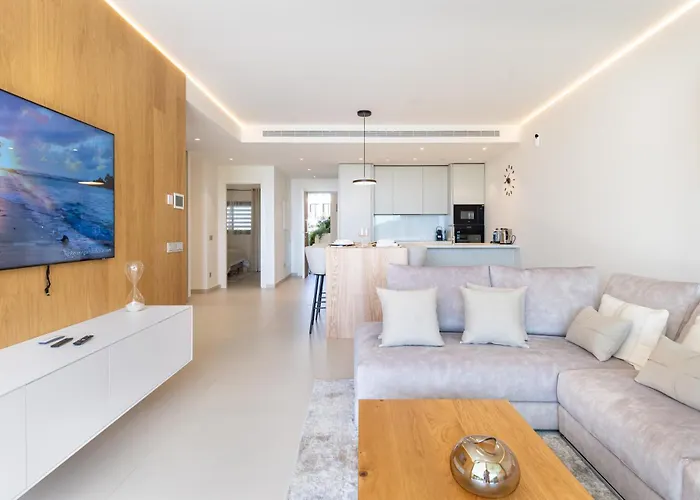 Eden Retreat Luxury 2br With Private Pool Appartement Fuengirola